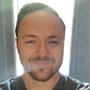 Meet your Posher, Eric